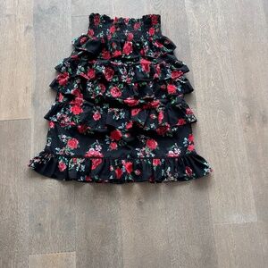 Black rose tiered skirt